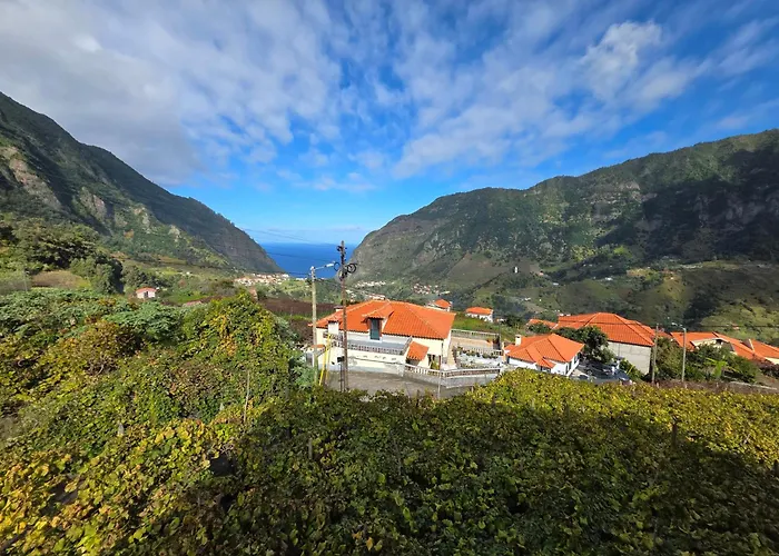 Margarida Madeira Willa São Vicente