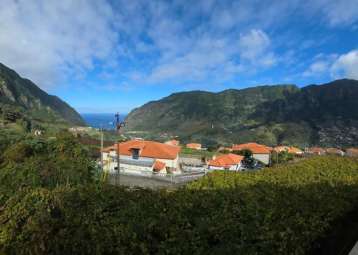 Willa Margarida Madeira São Vicente
