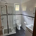 Margarida Madeira Villa *