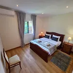 Margarida Madeira Villa
